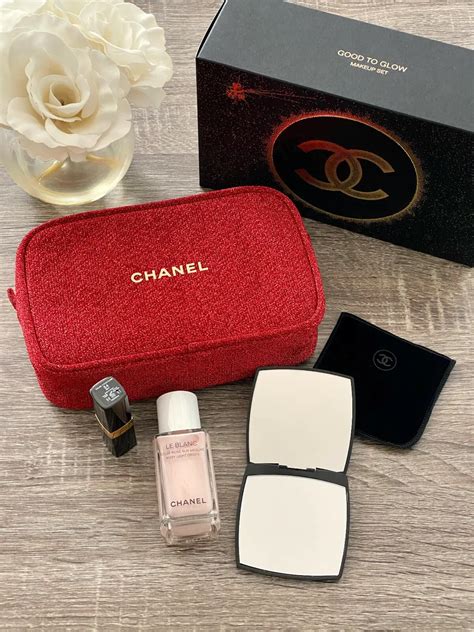 chanel makeup box price|Chanel gift set holiday 2022.